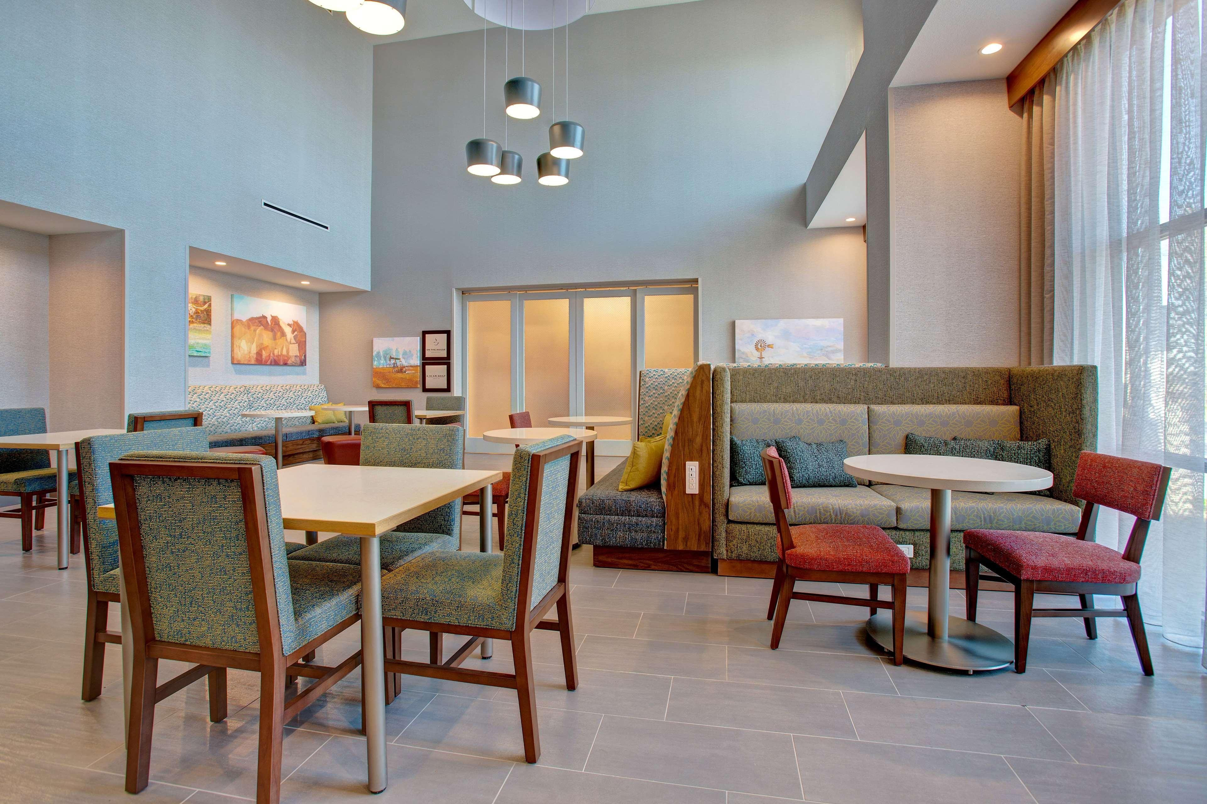Hampton Inn & Suites Borger Exteriör bild