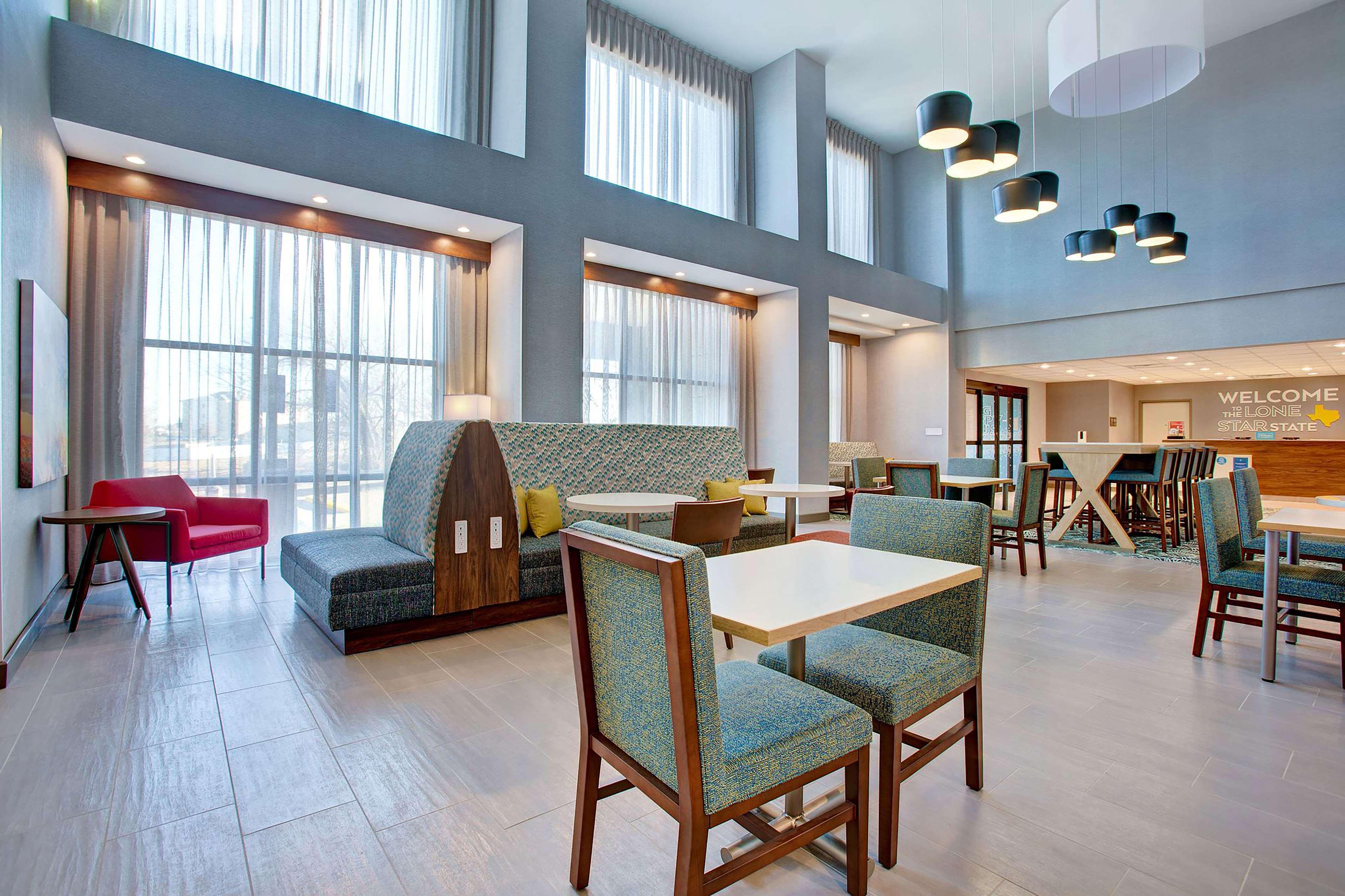 Hampton Inn & Suites Borger Exteriör bild