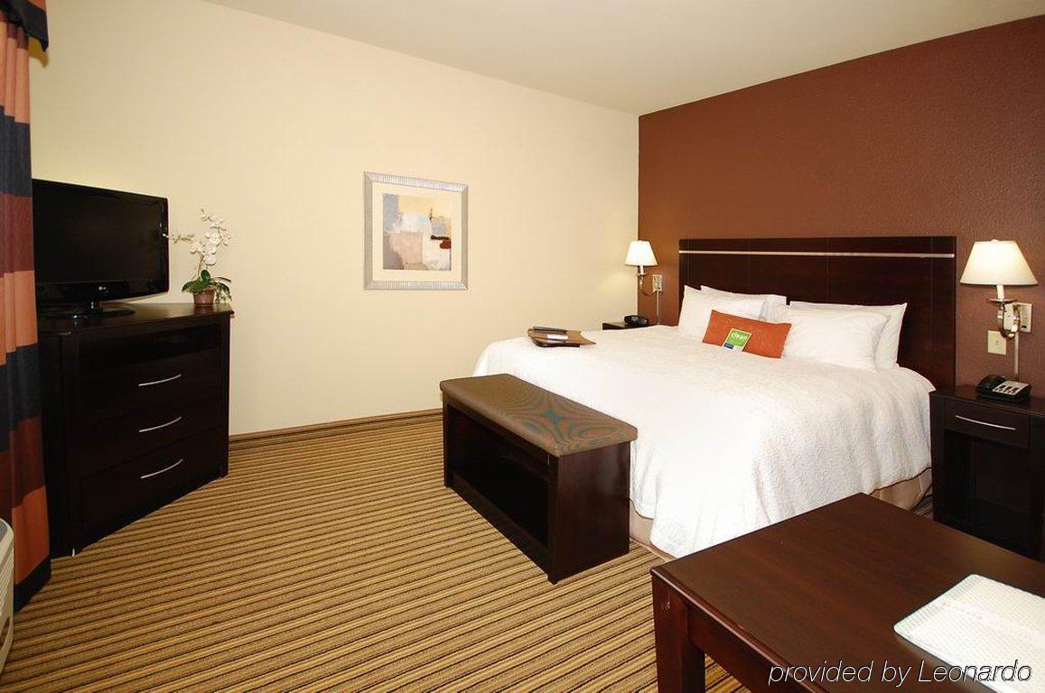 Hampton Inn & Suites Borger Rum bild